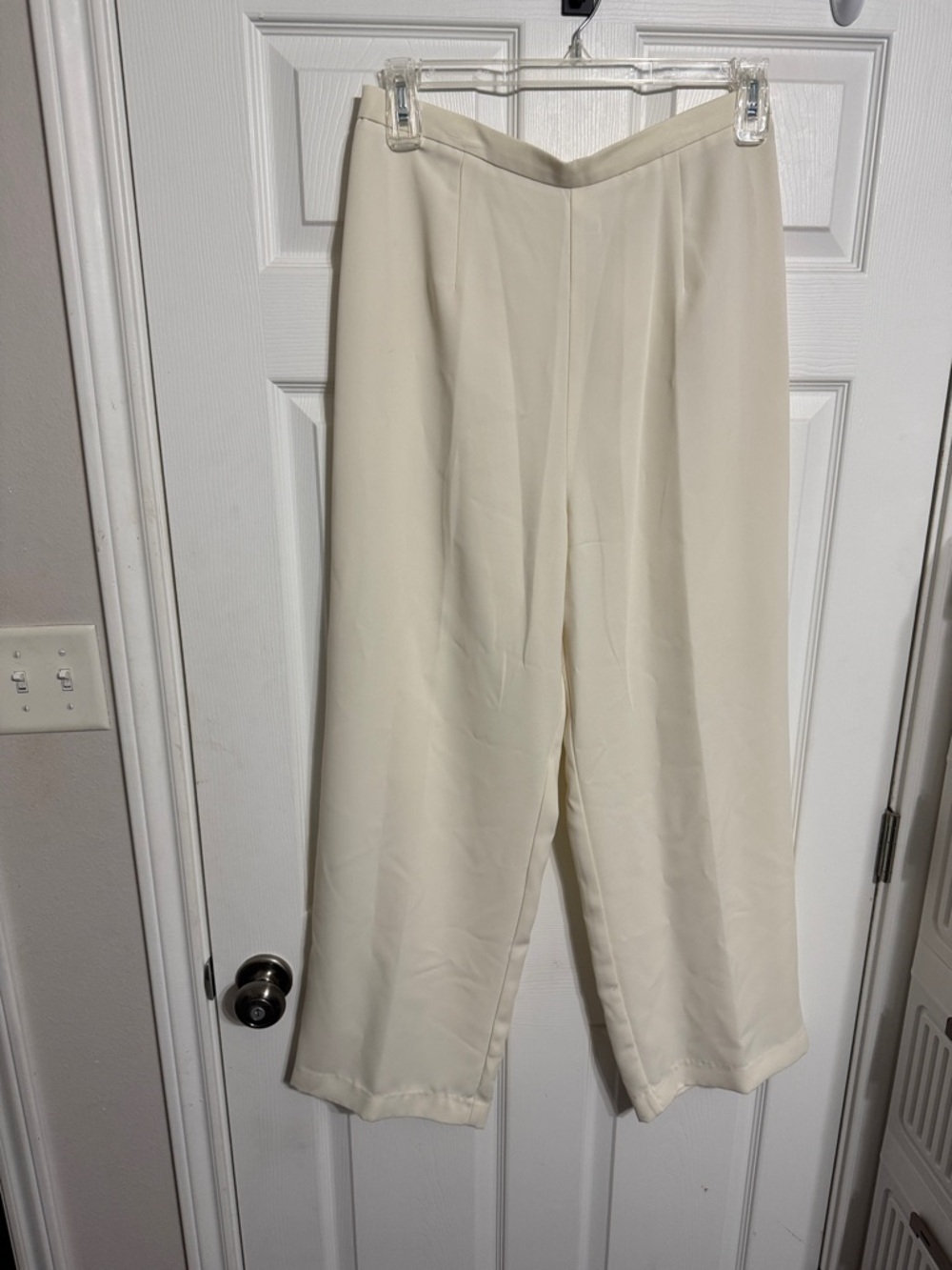 Classic Wide-Leg Cream Women's Pants and jacket !